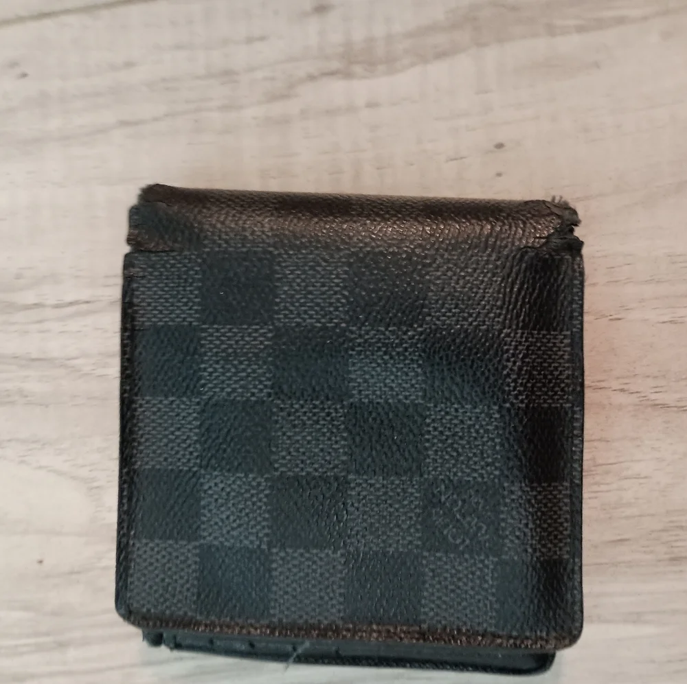 Authentic Louis Vuitton Damier Graphite Portefeuille Slender Wallet For Men
